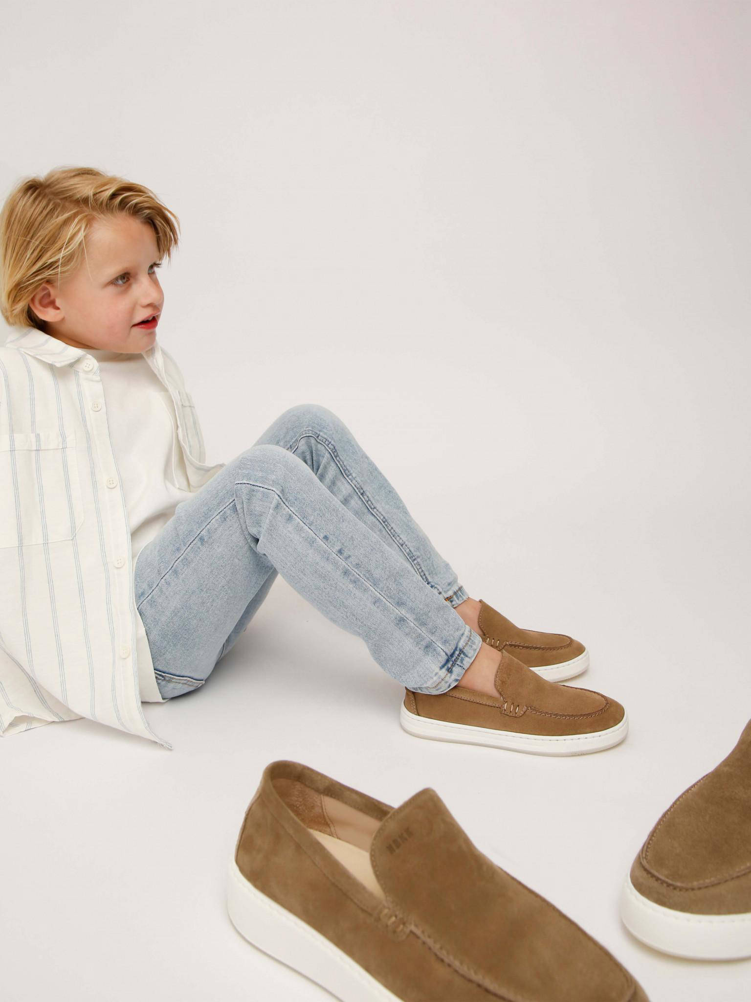 Nubikk suède loafers taupe