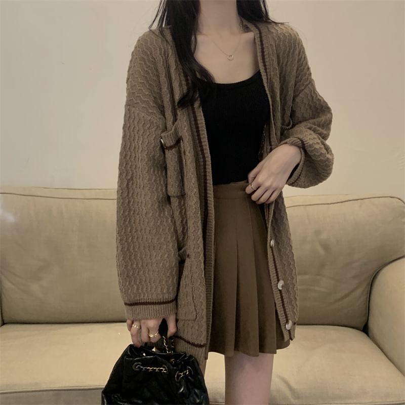 Maisee - Contrasterende cardigan met knoopjes