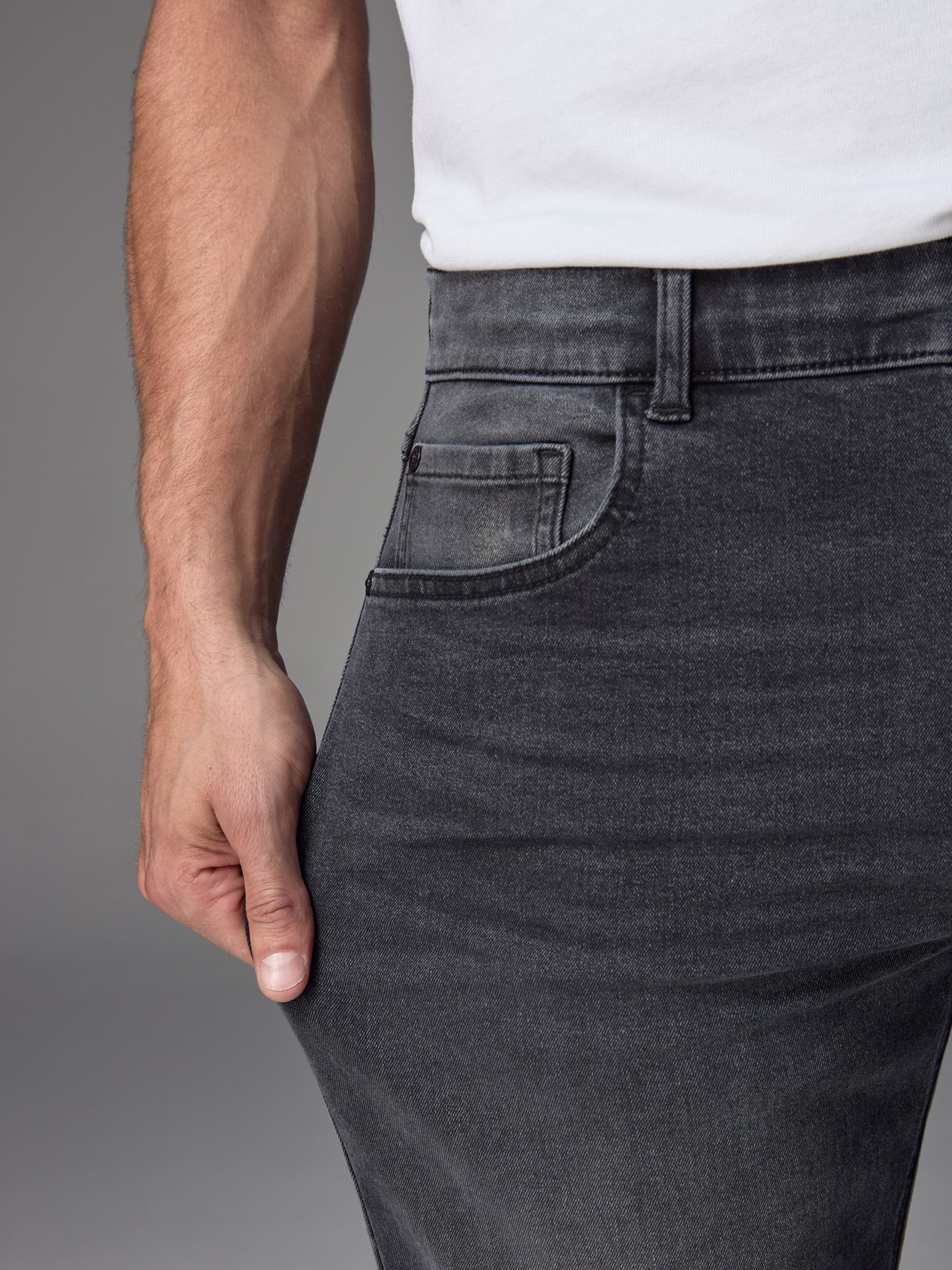 Grijs Gewassen - Straight-fit Essential stretchy jeans met rechte pasvorm