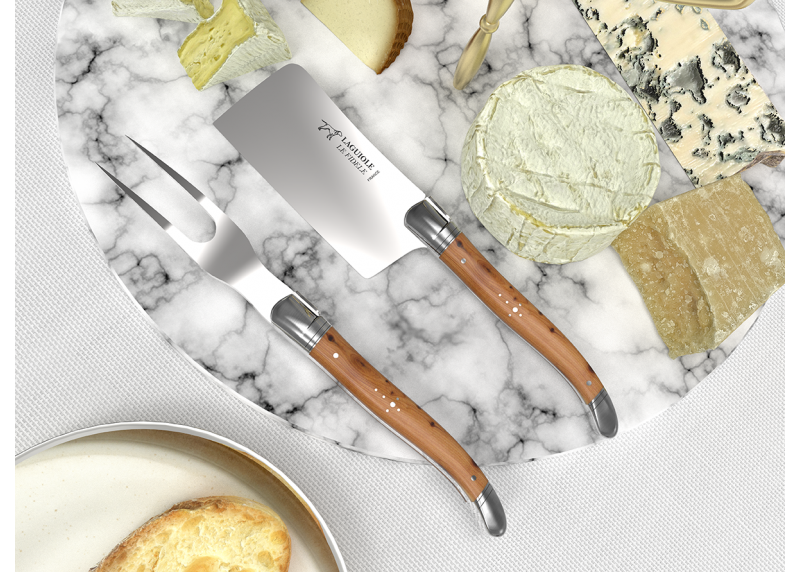 Service à fromage Laguiole avec un manche en bois de genévrier et mitres en acier inoxydable