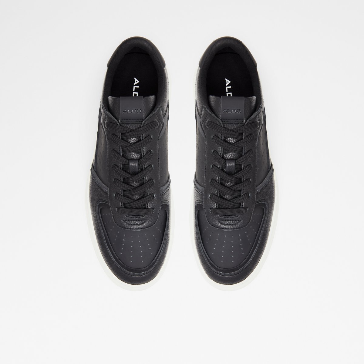 Drishtia Black Men Low top
