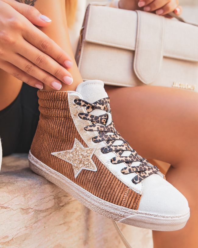 Basket femme montante camel étoile - Cassis