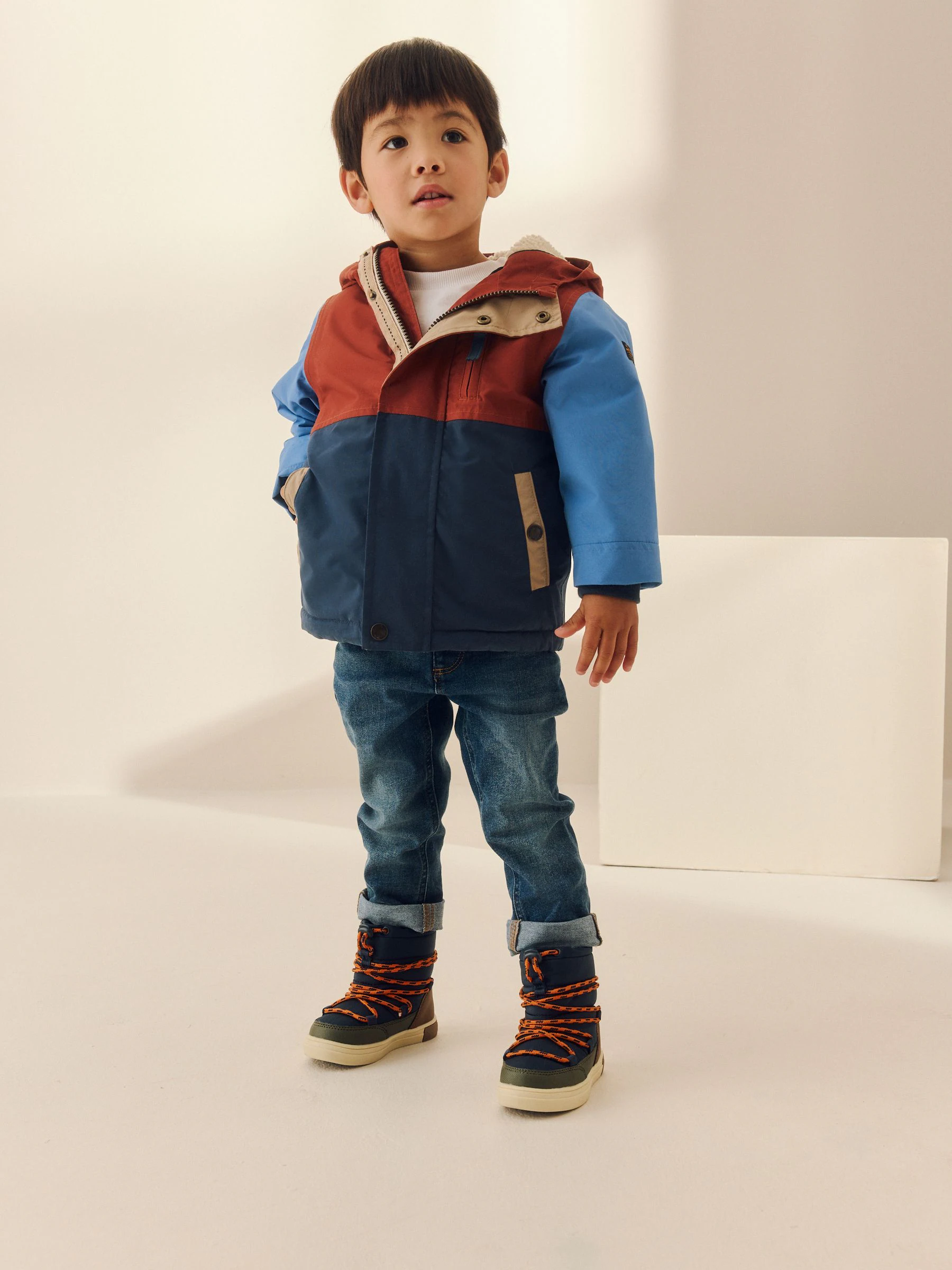 Marineblauw/rood met kleurvlakken - Waterdichte parka met borgvoering (3mnd -7jr)