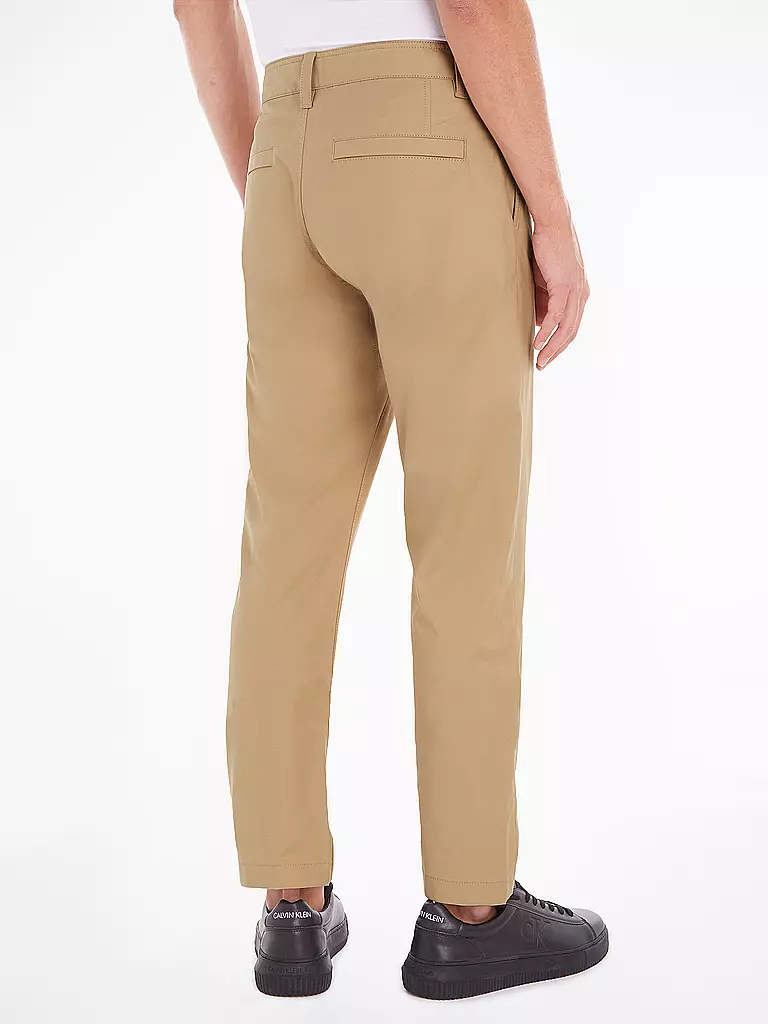 CALVIN KLEIN JEANS Chino Tapered Fit camel