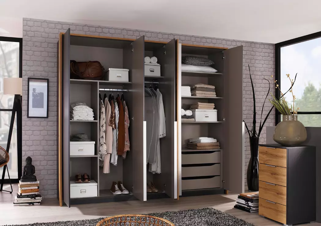 Kleiderschrank Bellezza 226 x 210 cm