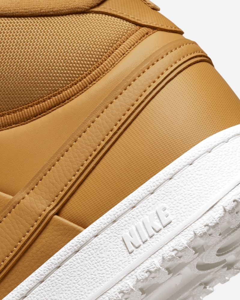 Chaussures Nike Court Vision Mid Winter Or pour homme