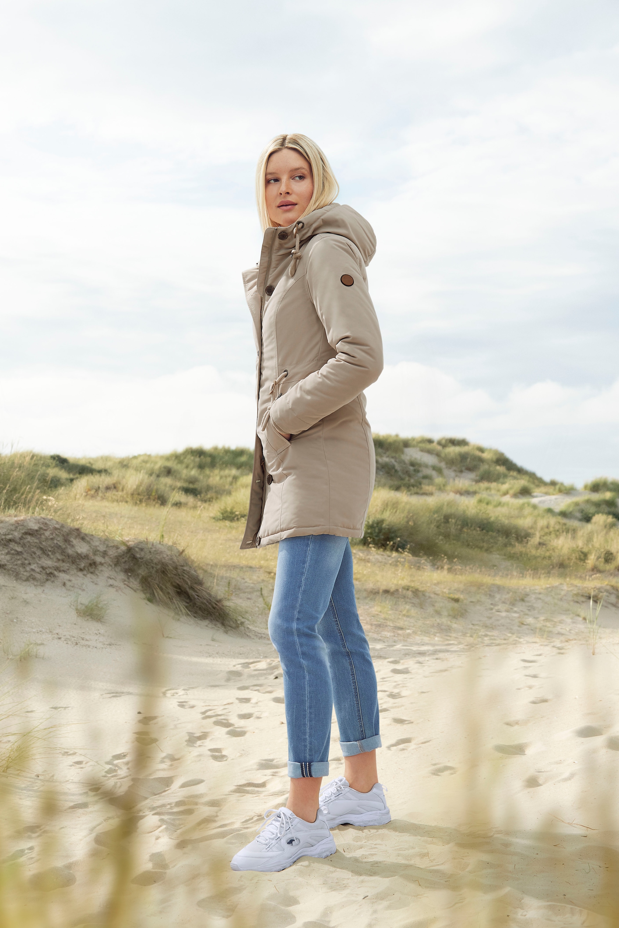 KangaROOS Relax-fit-Jeans »RELAX-FIT HIGH WAIST«, knöchelfreie Schnittform,  krempelbare Beinabschlüsse