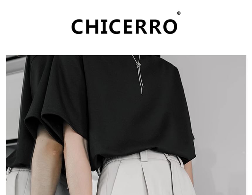 CHIC ERRO - Mid-rise effen paneel wijde jurk shorts