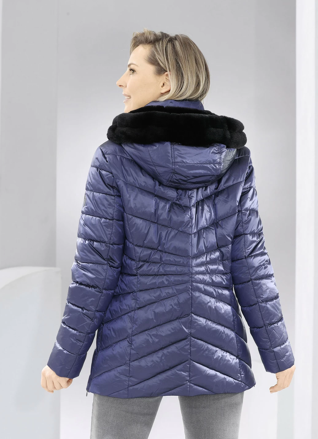 Jacke aus recycelten Fasern