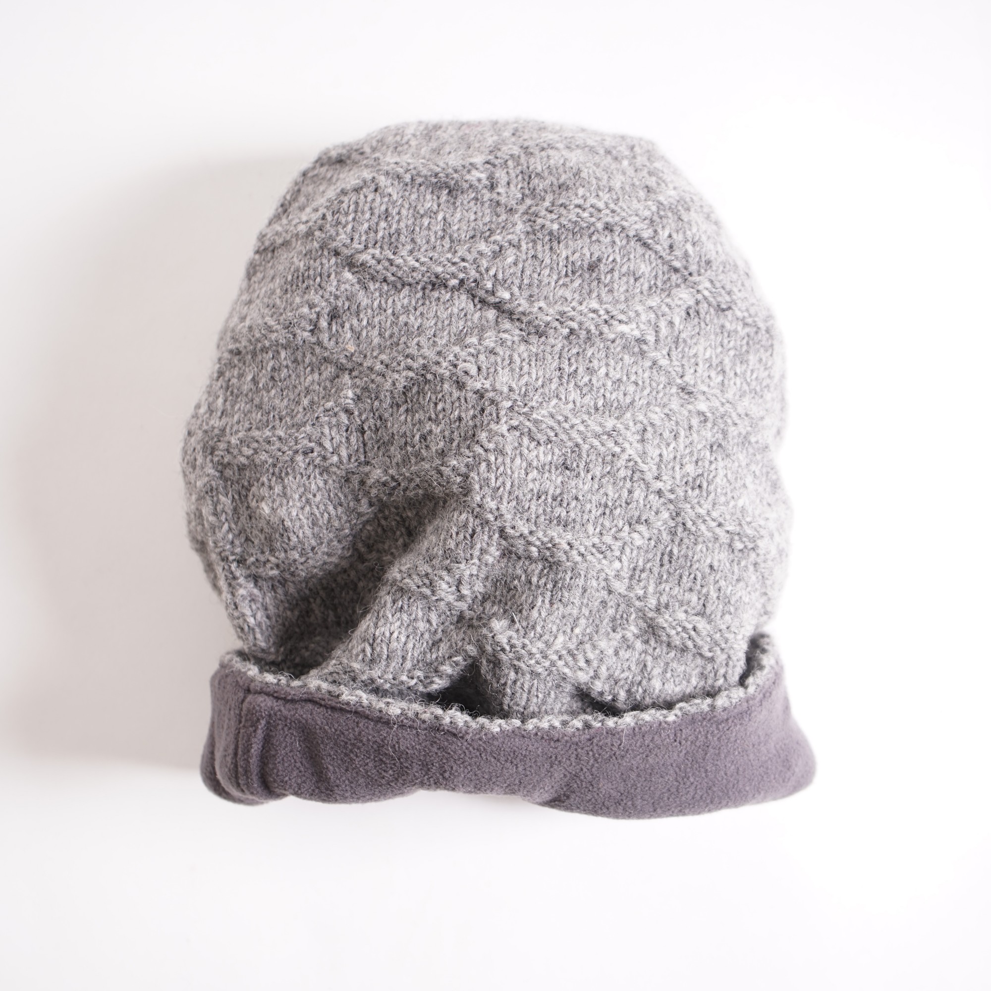 Beanie-Mütze, grau, handgestrickt in Nepal günstig bestellen