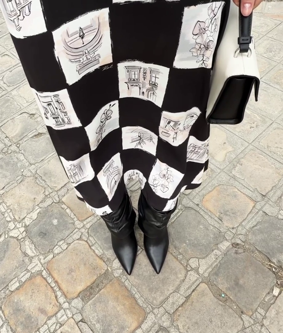 Midi-Jurk met hoge hals