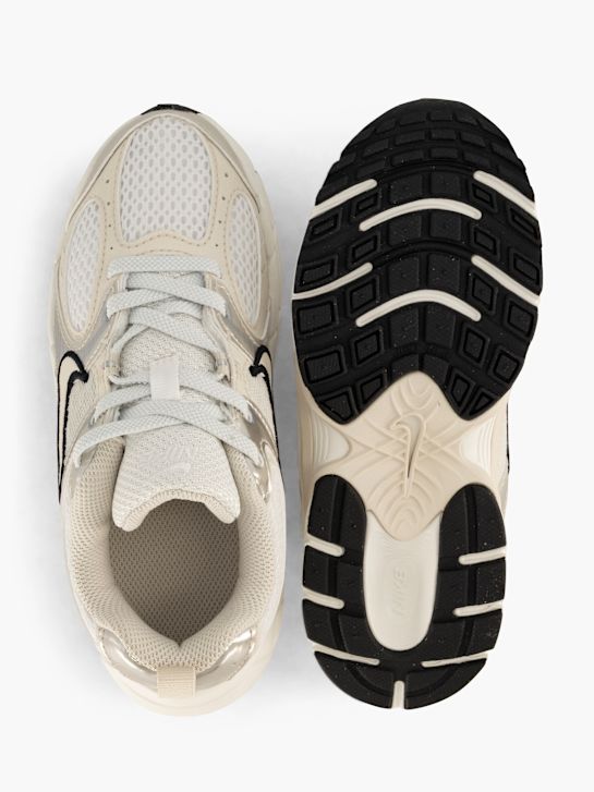 Nike V5 RNR Sneaker