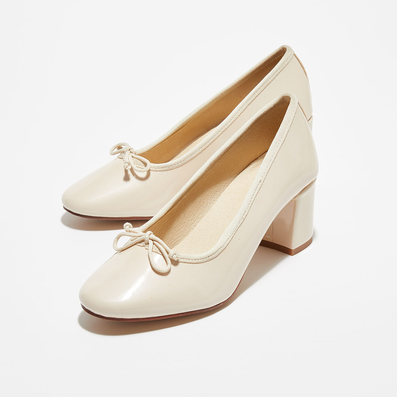 Quartier Latin Ballerines en Cuir Vernis Sophie blanc cassé - Talon 6 cm
