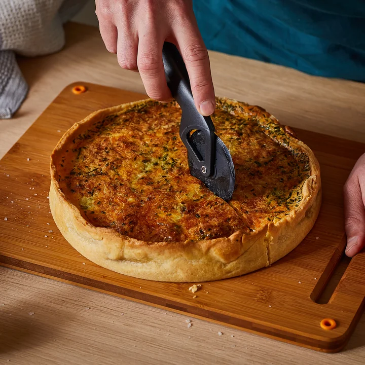 Fiskars - Functional Form Pizzaschneider, schwarz / orange