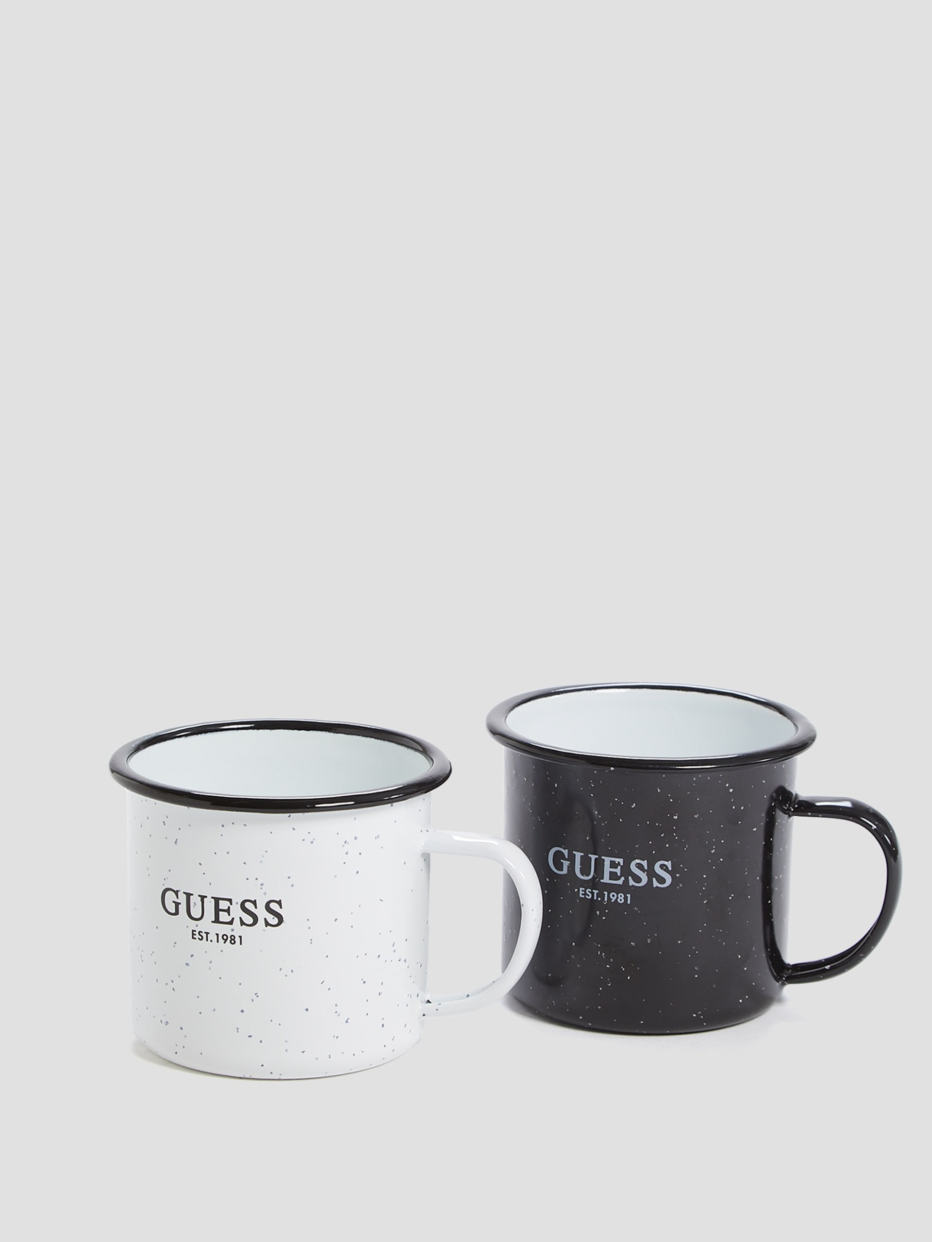 Conjunto de canecas com logotipo