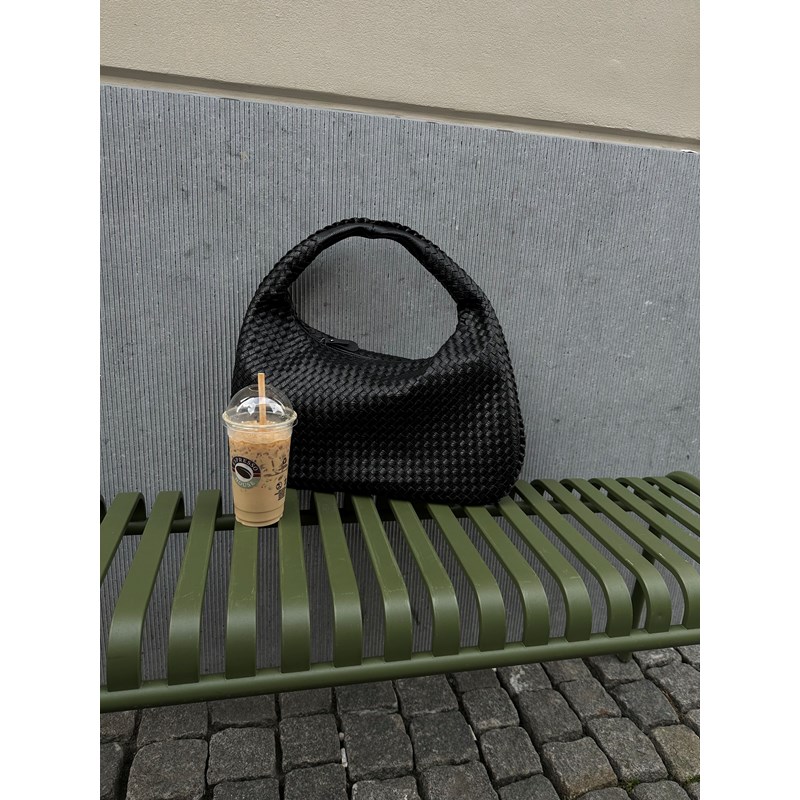 PITAYA<br>Skuldertaske Charlotte 13
