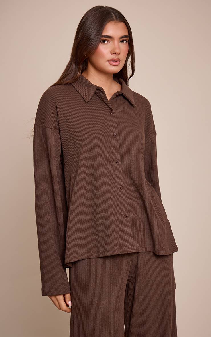 Marron Foncé Chemise Côtelée Épaisse À Manches Longues Et Col