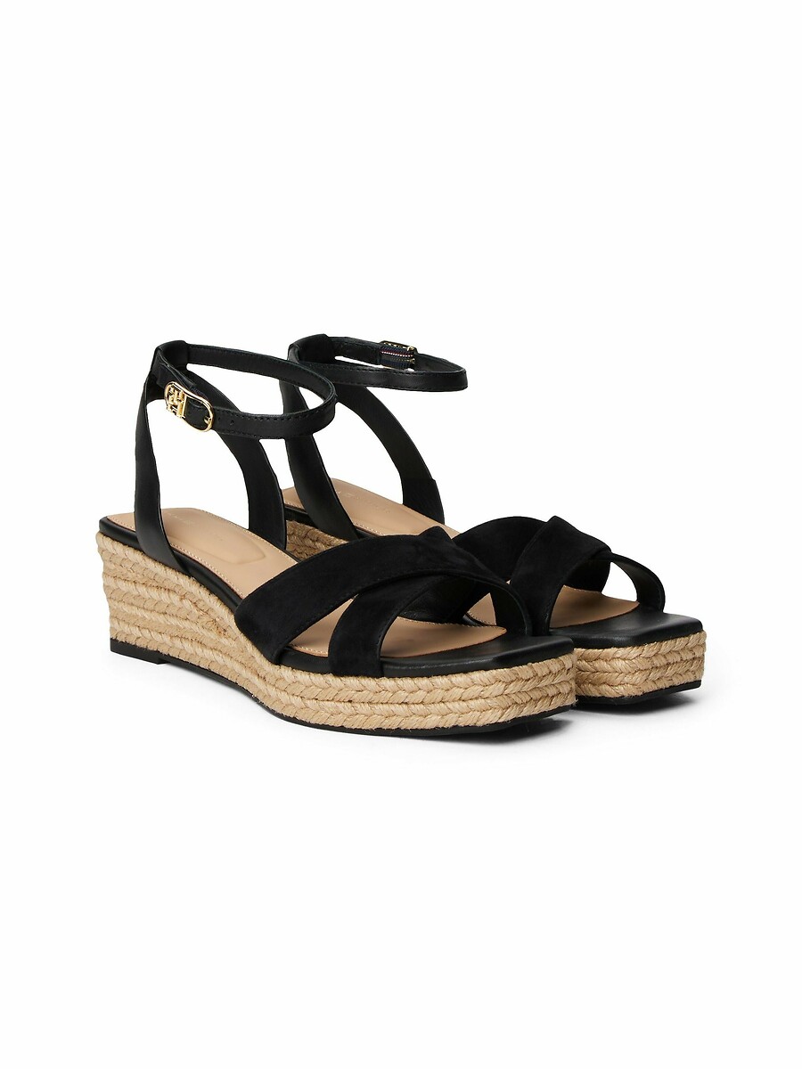 TOMMY HILFIGER<br>Sandálias de plataforma, em couro.