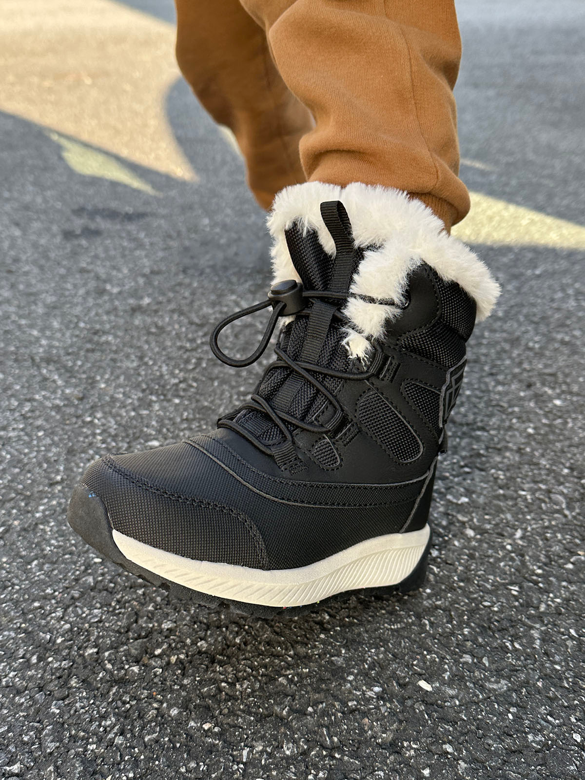 Ergobio - Pilki Waterproof Black - Trapes Sko
