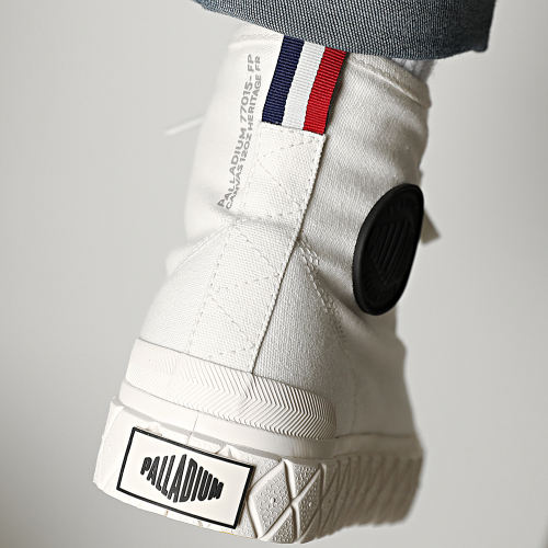 Boots Palla Ace Canvas Mid 77015 Star White