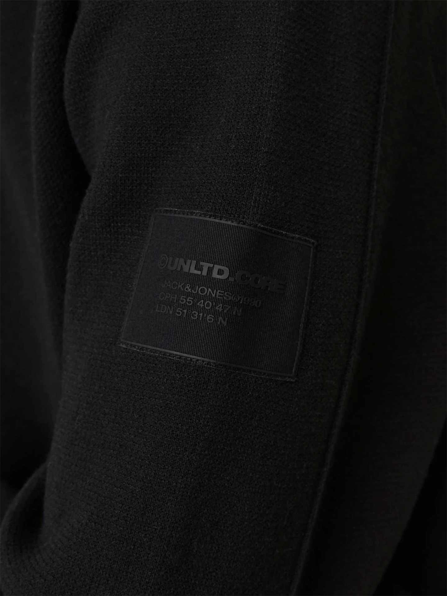 Aero Knit Hood