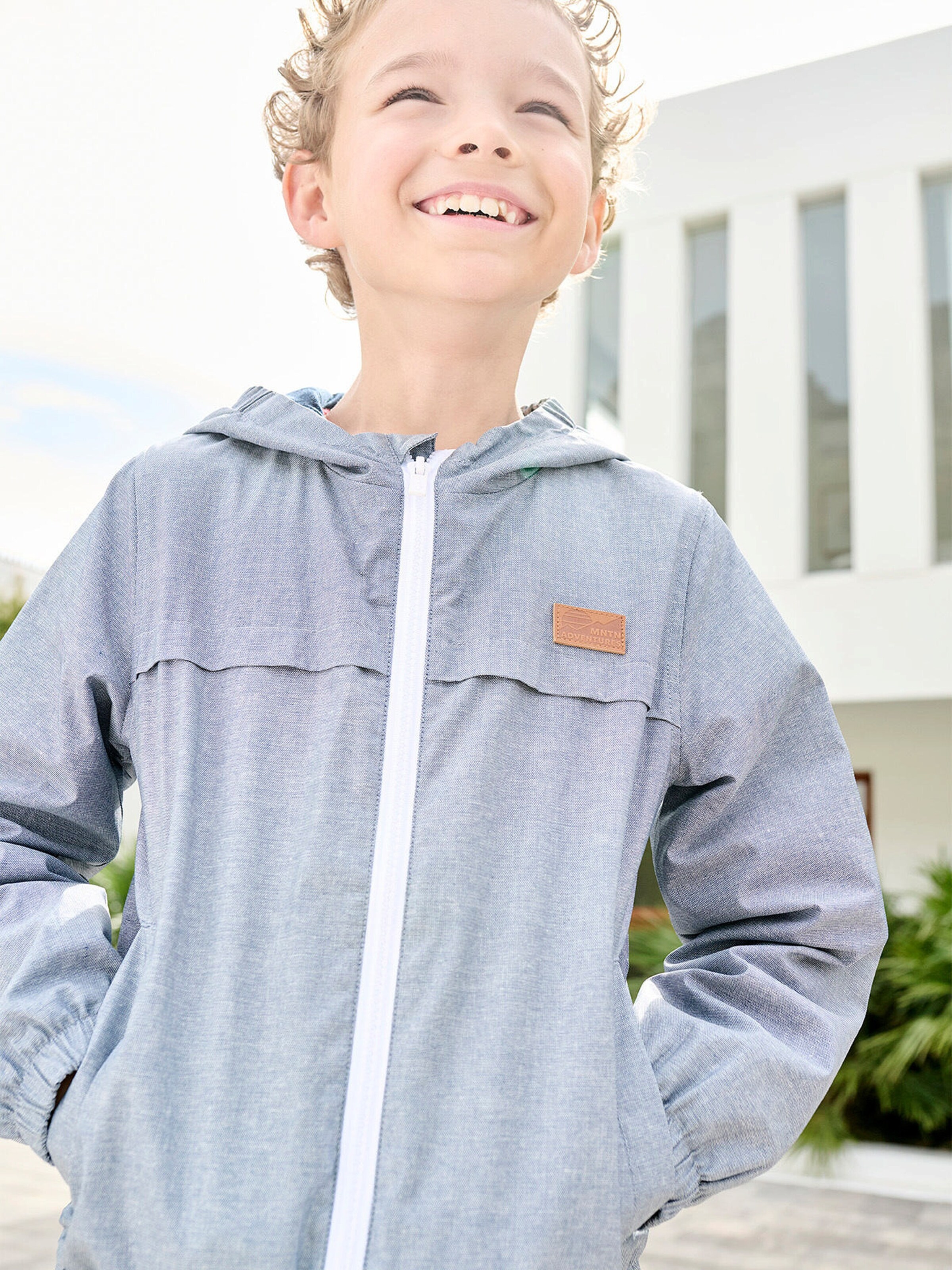 Vertbaudet Jungen Jacke aus Chambray mit Kapuze blau chambray