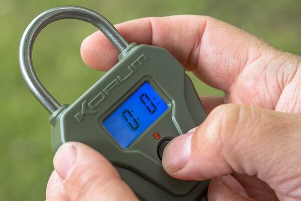 Korum Compact Digital Scales (avec sac de rangement)