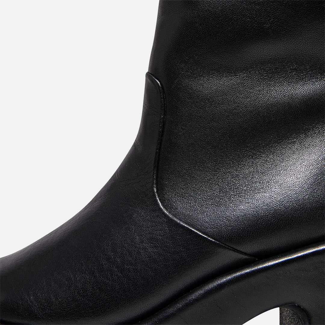 ANKLE BOOTS - DORA ankle boots, lambskin black || OUTLET