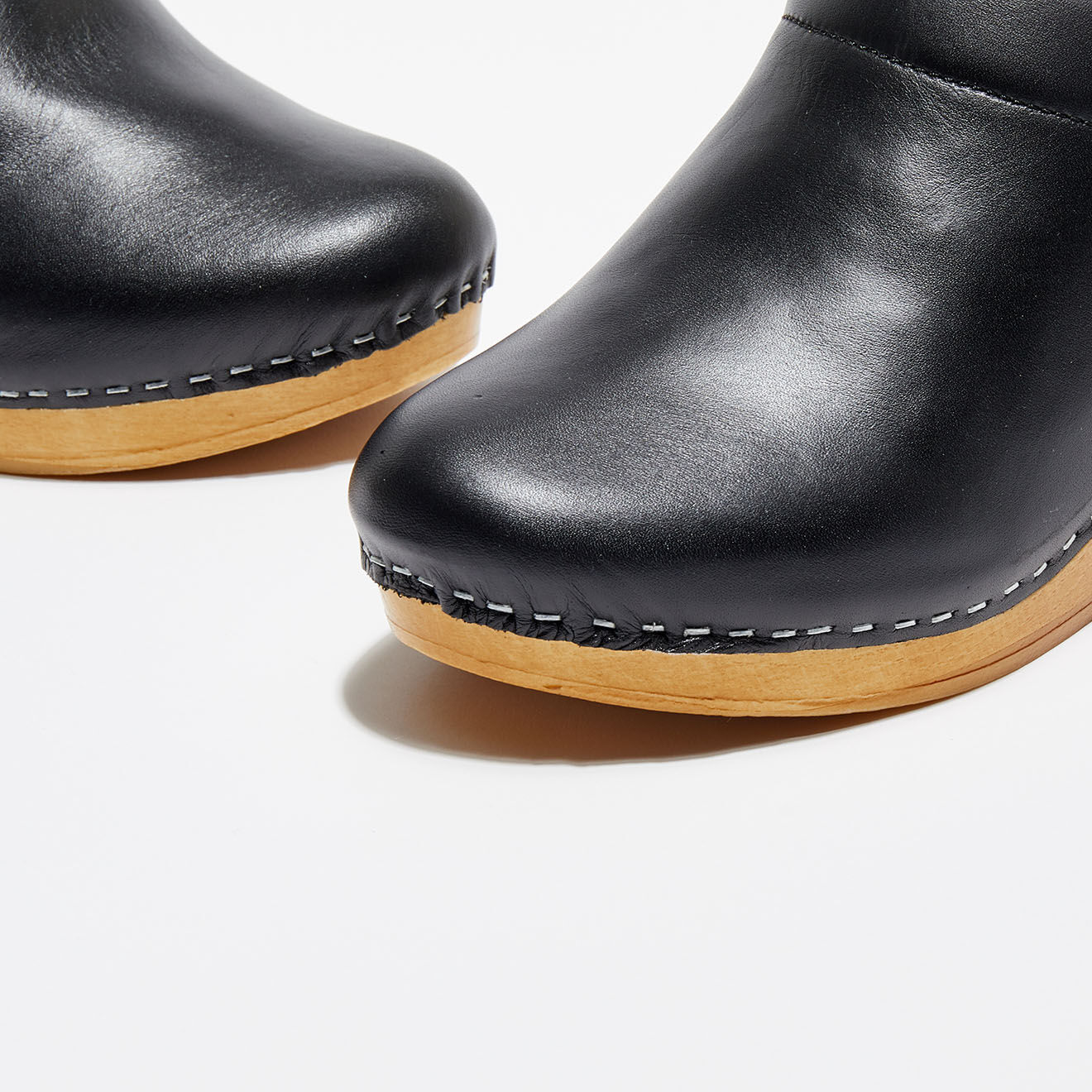 Apologie Studio Sabots en Cuir Chloé noirs - Talon 6.5 cm