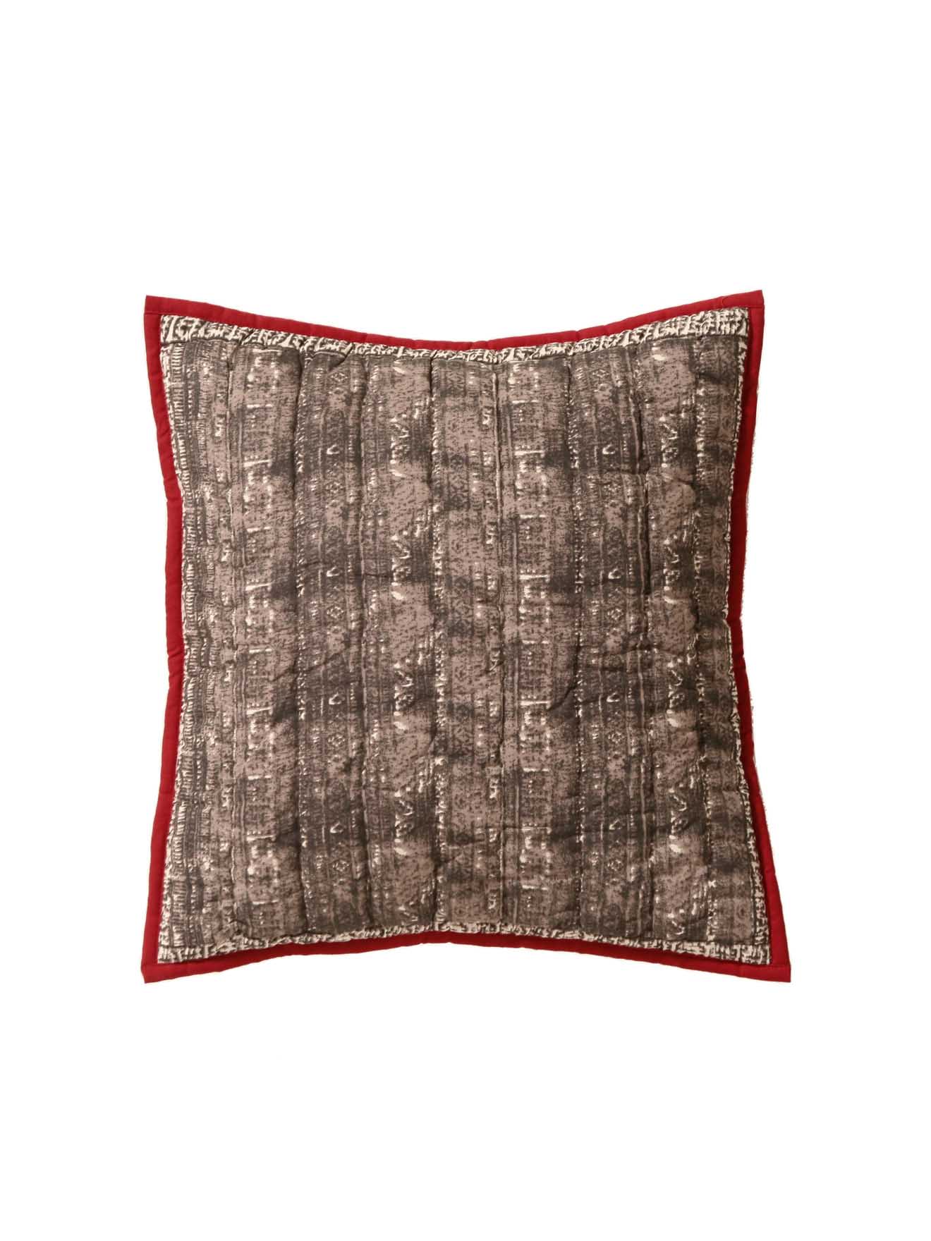 Housse de coussin boutis