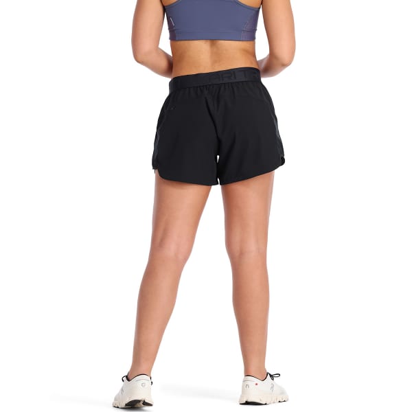 Short running KARI TRAA NORA 2.0 SHORTS 4IN