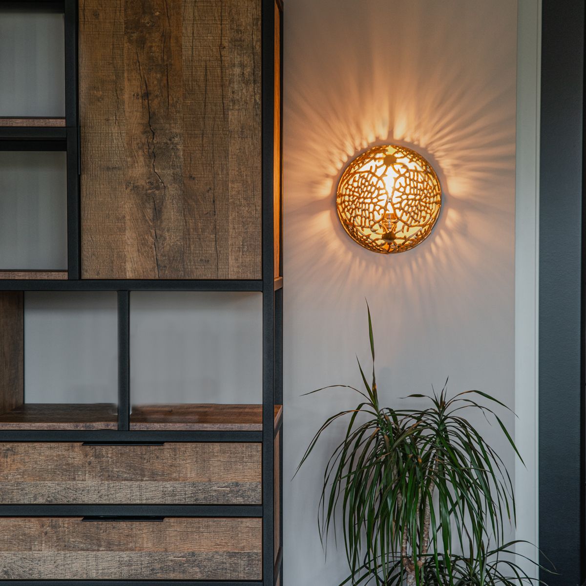 Art deco wandlamp goud - Maro