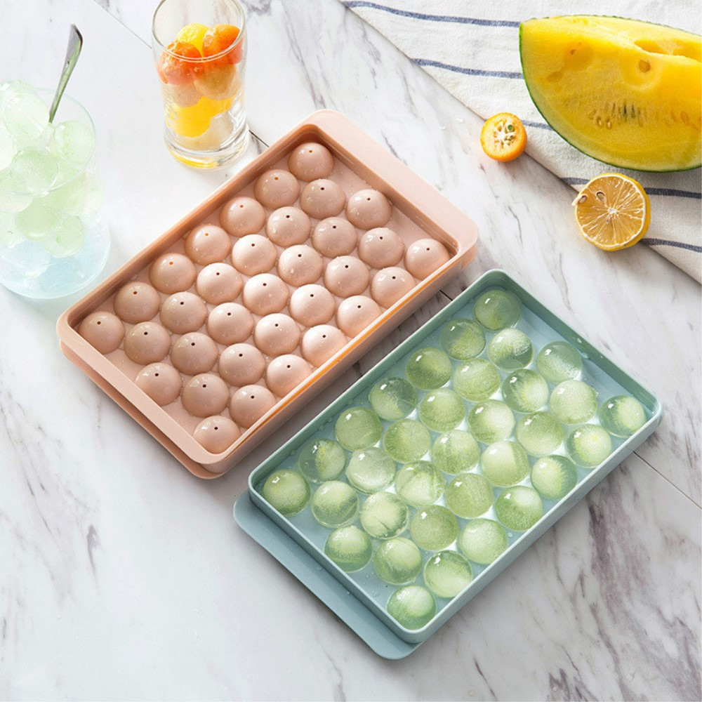 (2er Set) 33-fach 3D Kunststoff Eiswürfel Form DIY Ice Cube Tray mit Deckel für Cocktails / Whisky / Softgetränke - Kugel / Rosa