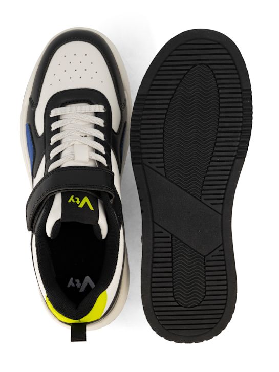 Vty Sneaker