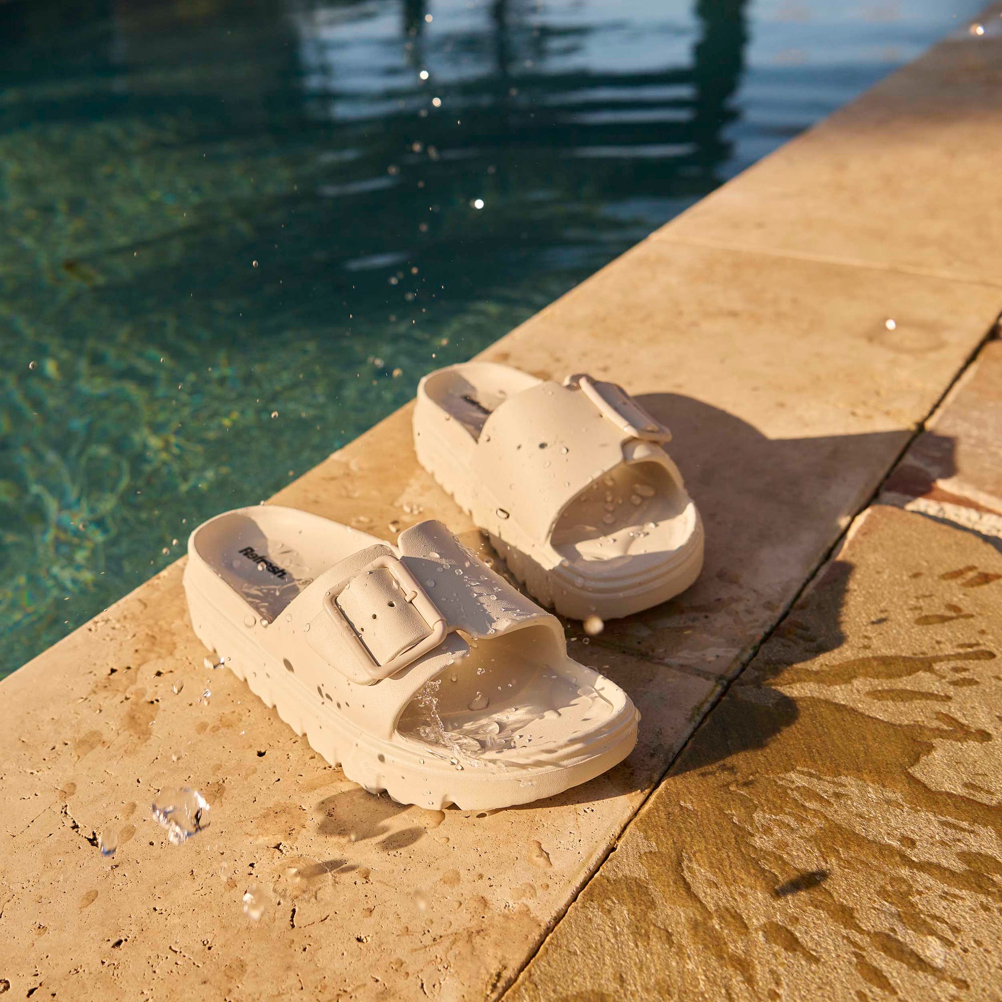Claquettes de plage Femme beige