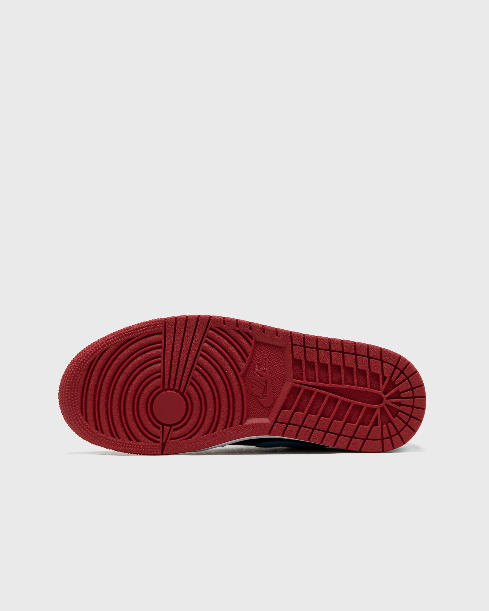 Jordan WMNS AIR JORDAN 1 RETRO LOW OG