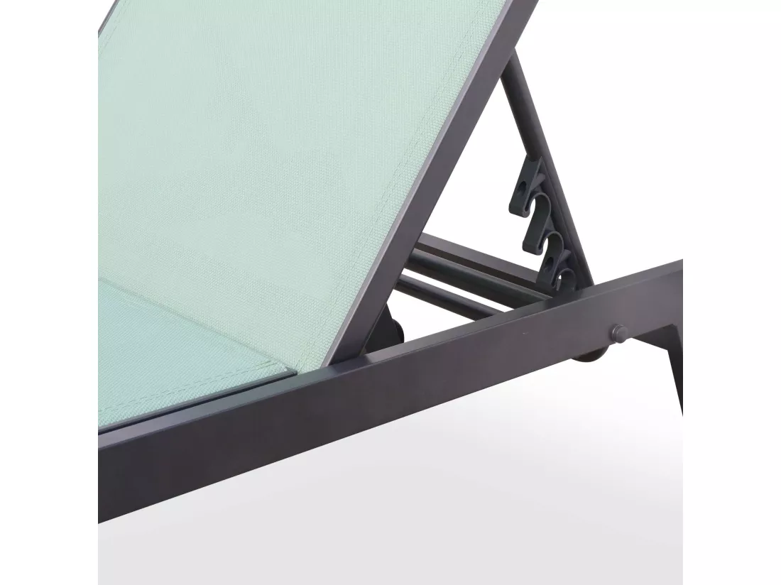 Lot de 2 bains de soleil ELSA en aluminium gris anthracite et textilène vert de gris. transats multi positions avec roulettes