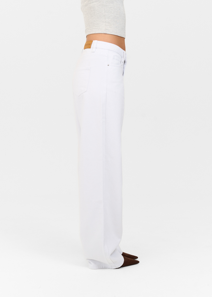 Loose fit jeans wit