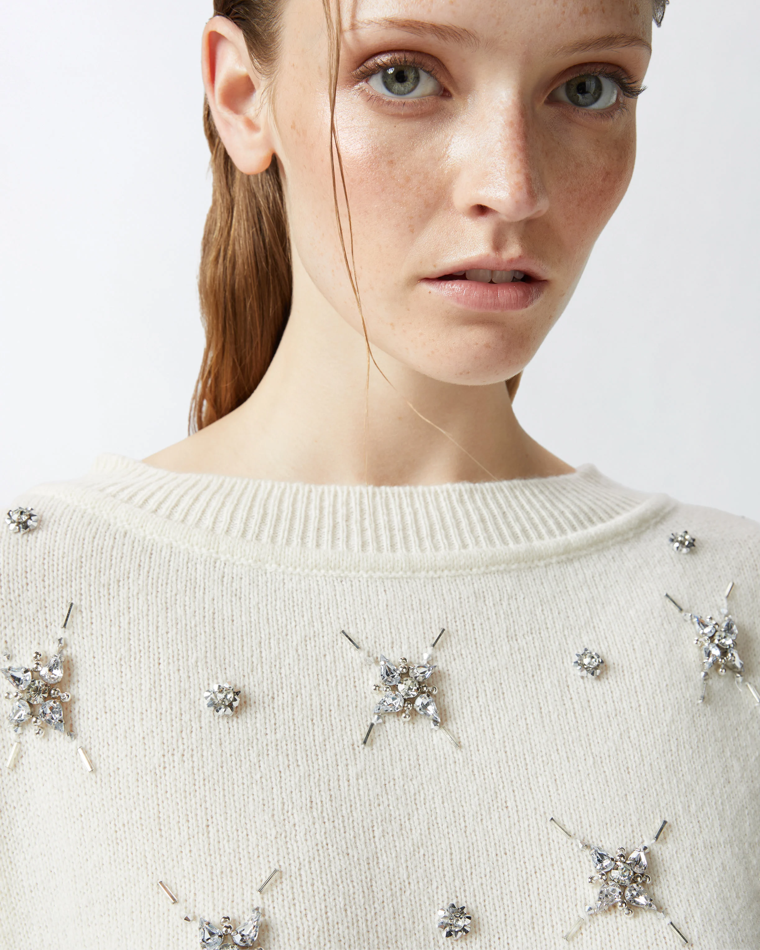 Pull élégant brodé de strass | Blanc