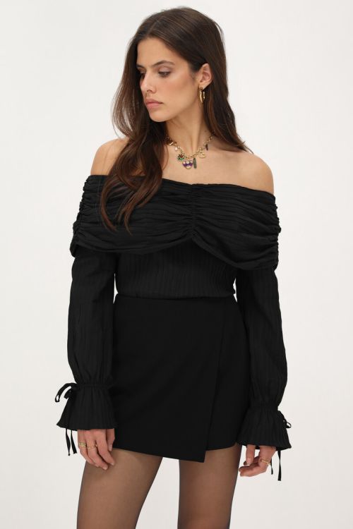 Basic zwarte skort met overslag