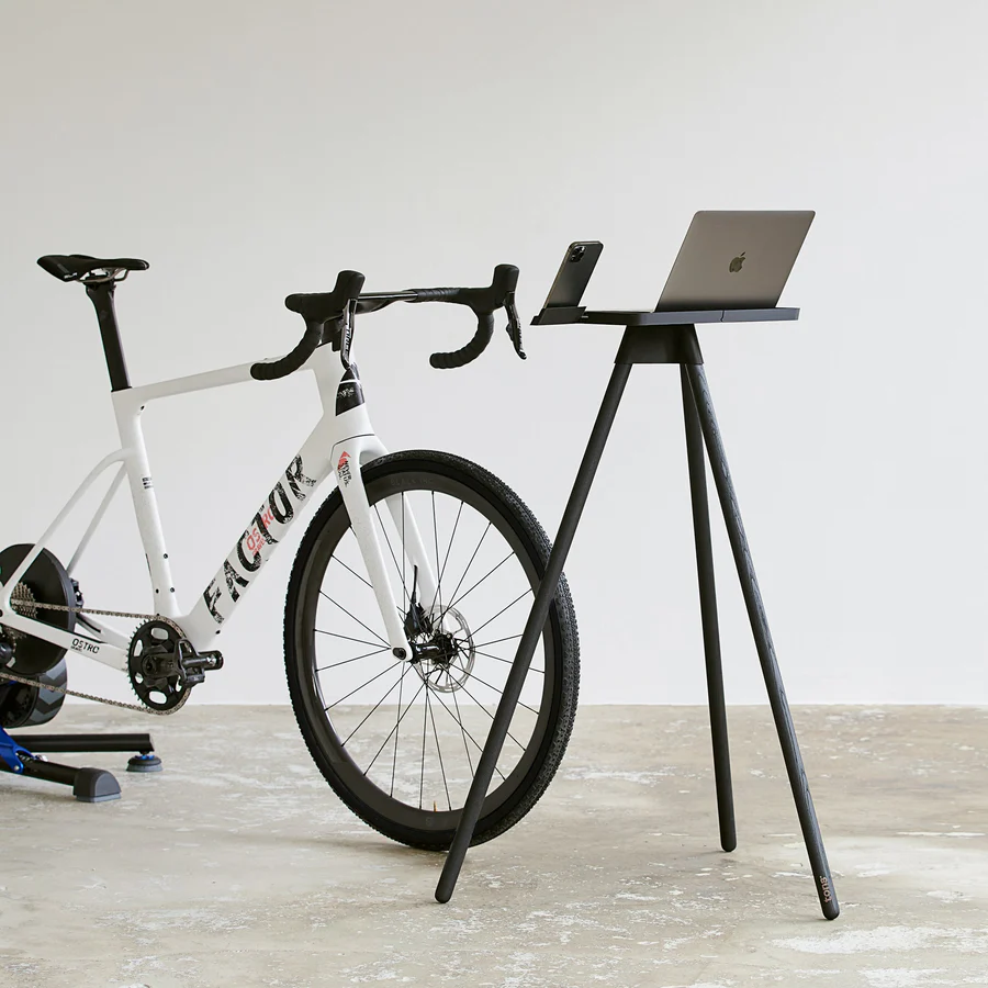 Tons Laptop Race Table med holder kit matsort
