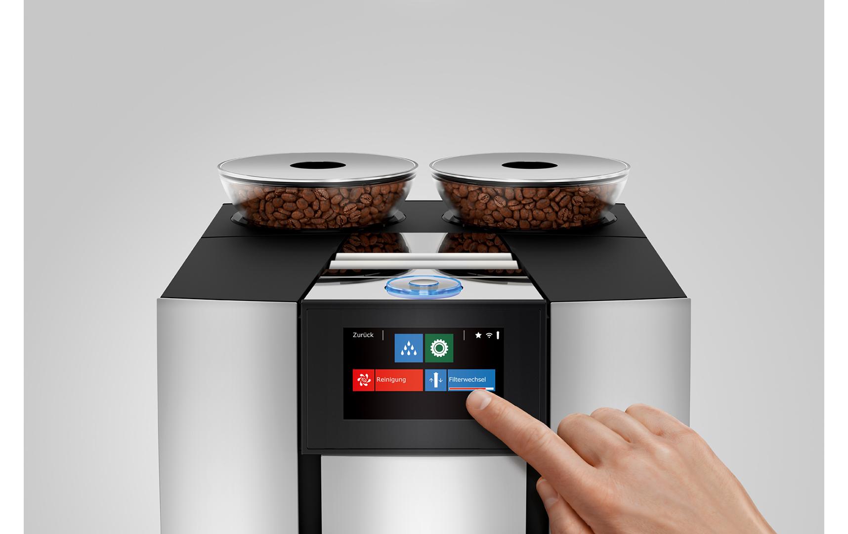 GIGA 6 Aluminium (SA)<br>Vollautomat für eine grosse Auswahl an Kaffee- und Milchspezialitäten