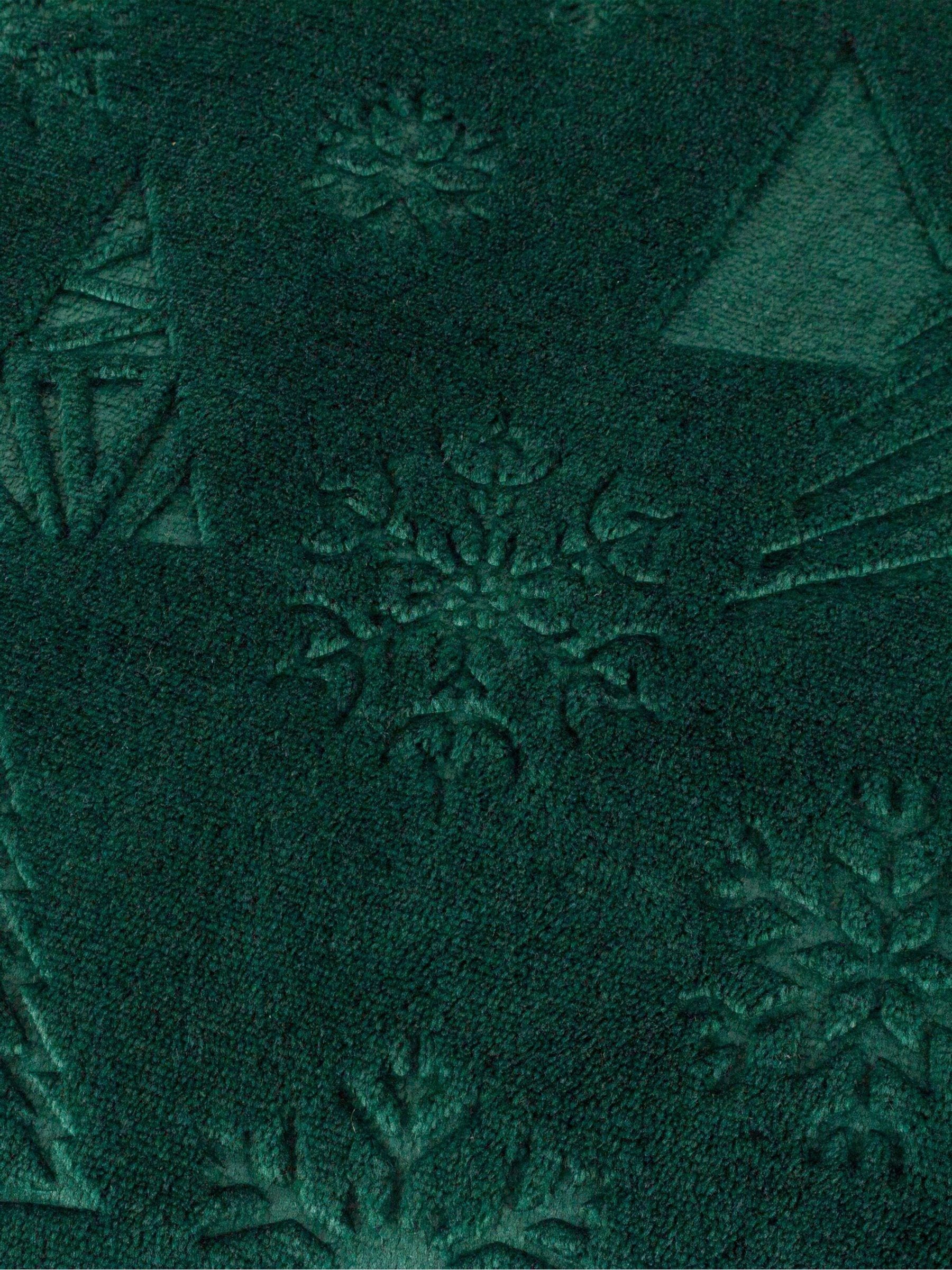 Furn Christmas Festive Time Sherpa Fleece Embossed Throw