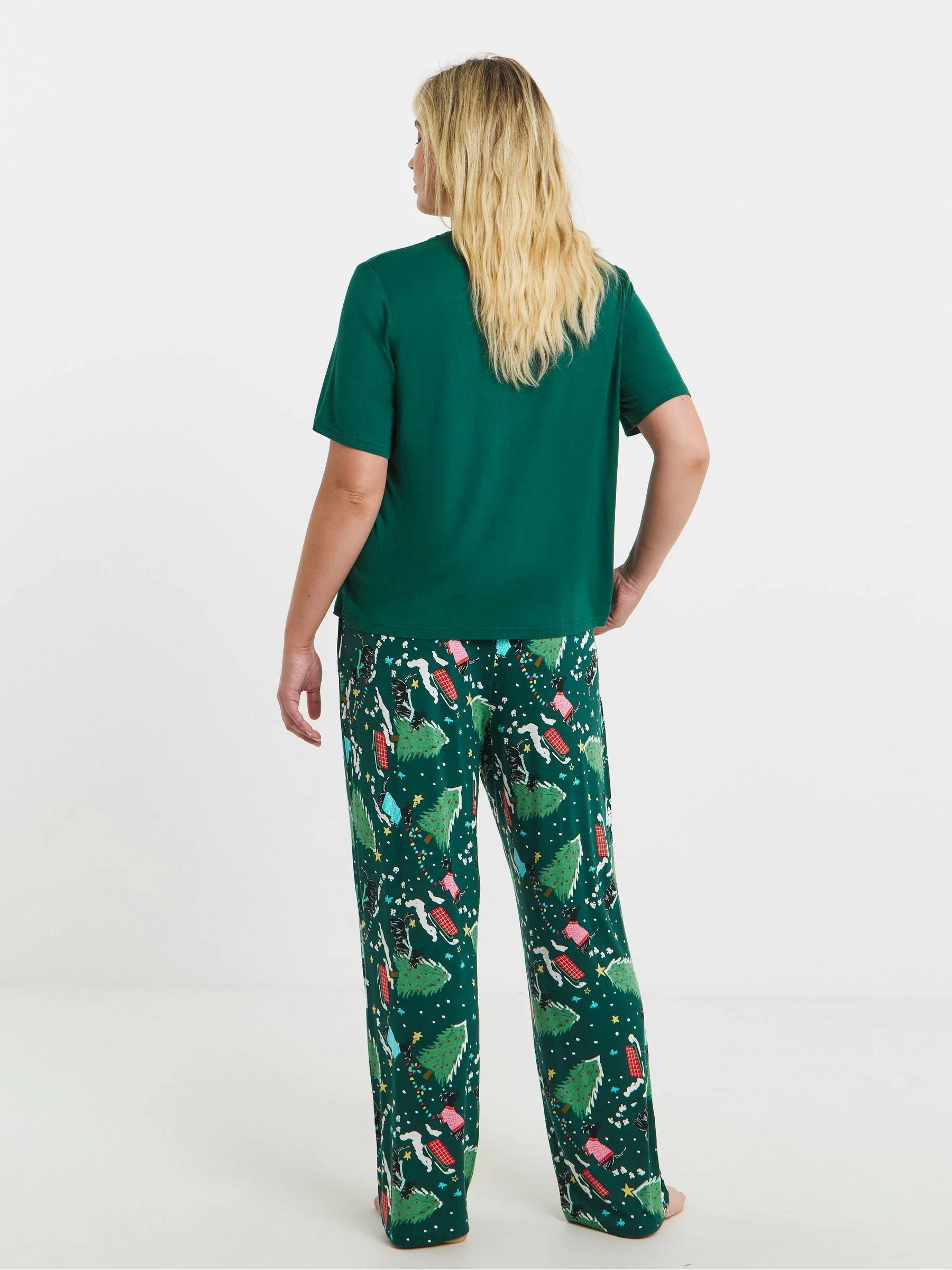 Simply Be Kerstmis Scotty Dog Pyjama Set met Knoopsluiting