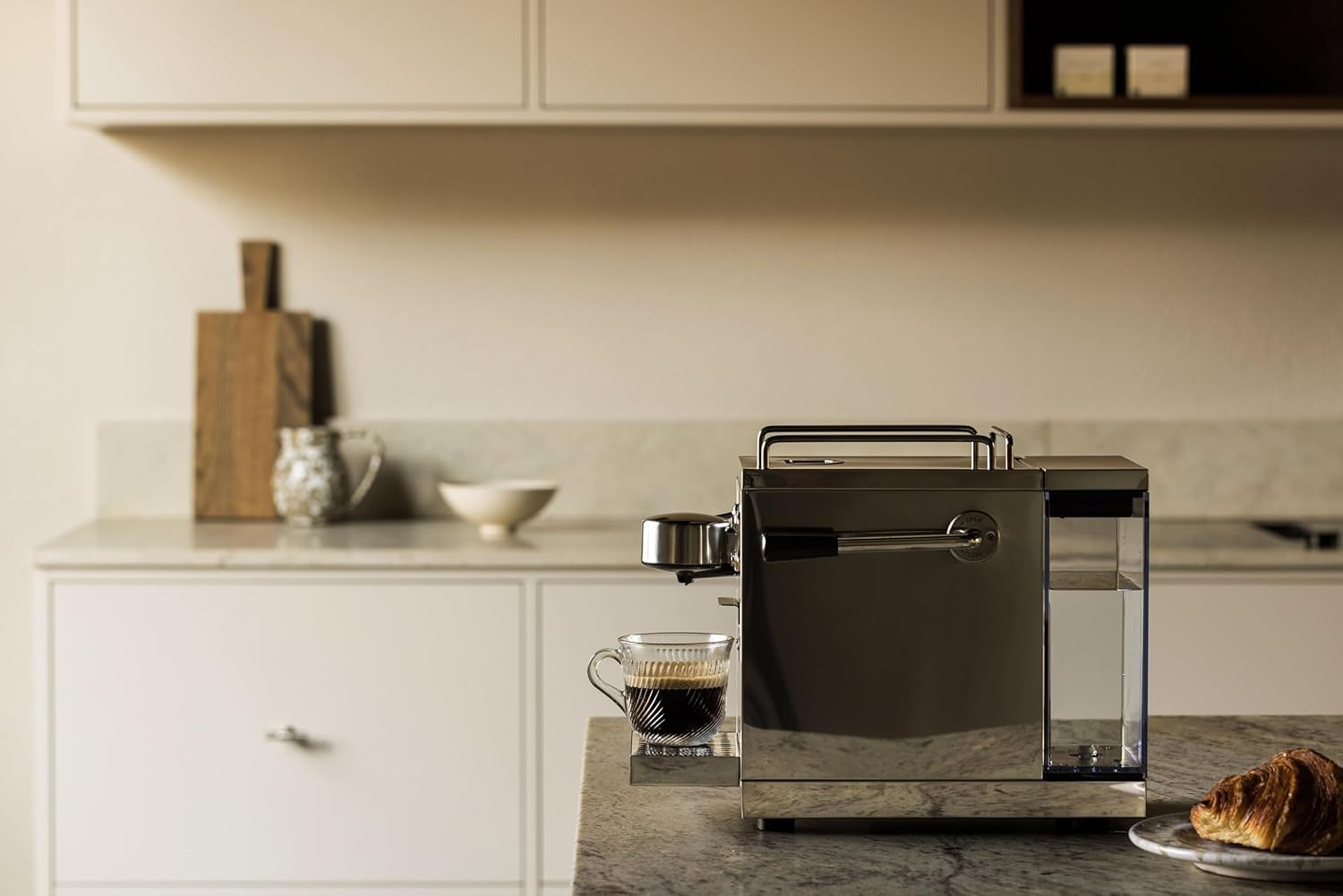 Sjöstrand The Original Espressomaschine - Nespresso-kompatibel, Edelstahlgehäuse, Skandinavisches Design