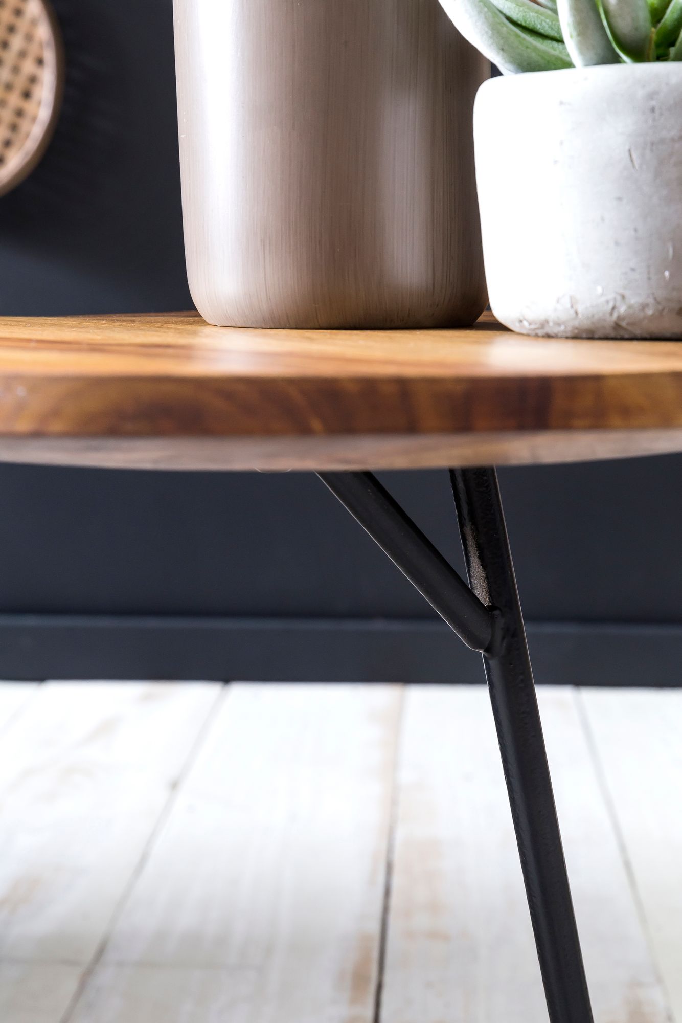 FineBuy Design Beistelltisch Ø 40 cm Couchtisch Sheesham Massivholz Metall