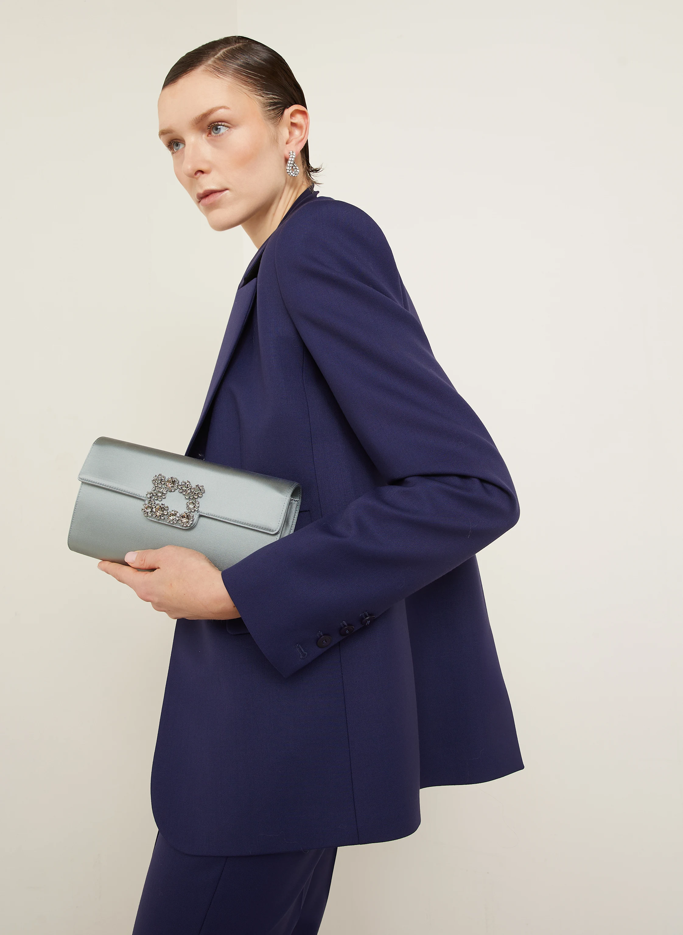 Roger Vivier Clutch mit Schmucksteinen