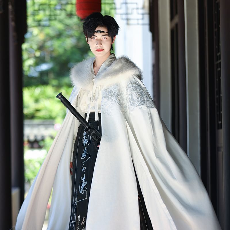 Tangier - Traditionele Chinese lange jas met bontkraag / top met lange mouwen / geplooide rok met hoge taille / set