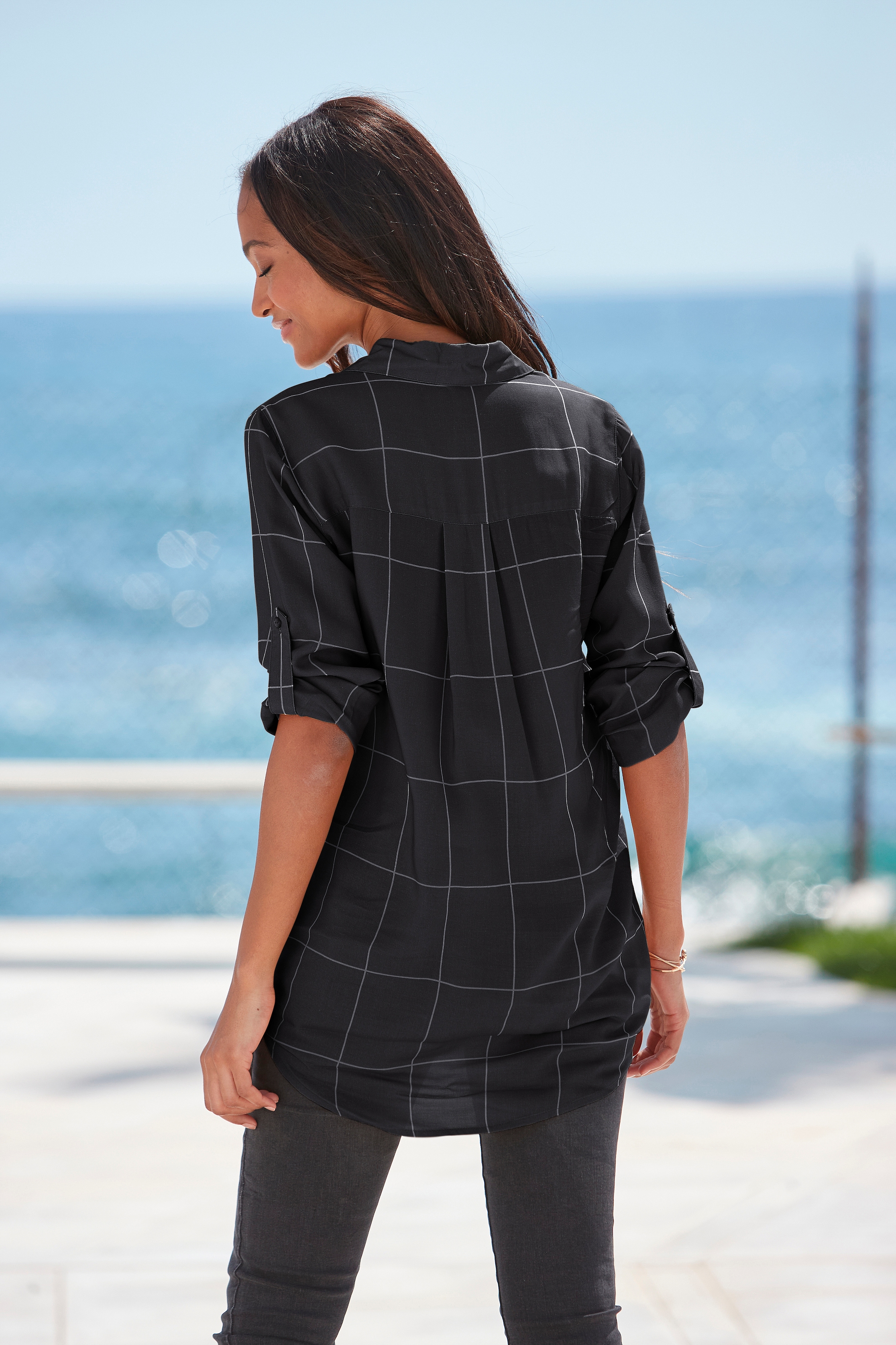 LASCANA Hemdbluse , mit Karoprint und Blusenkragen, Karohemd im Business-Look