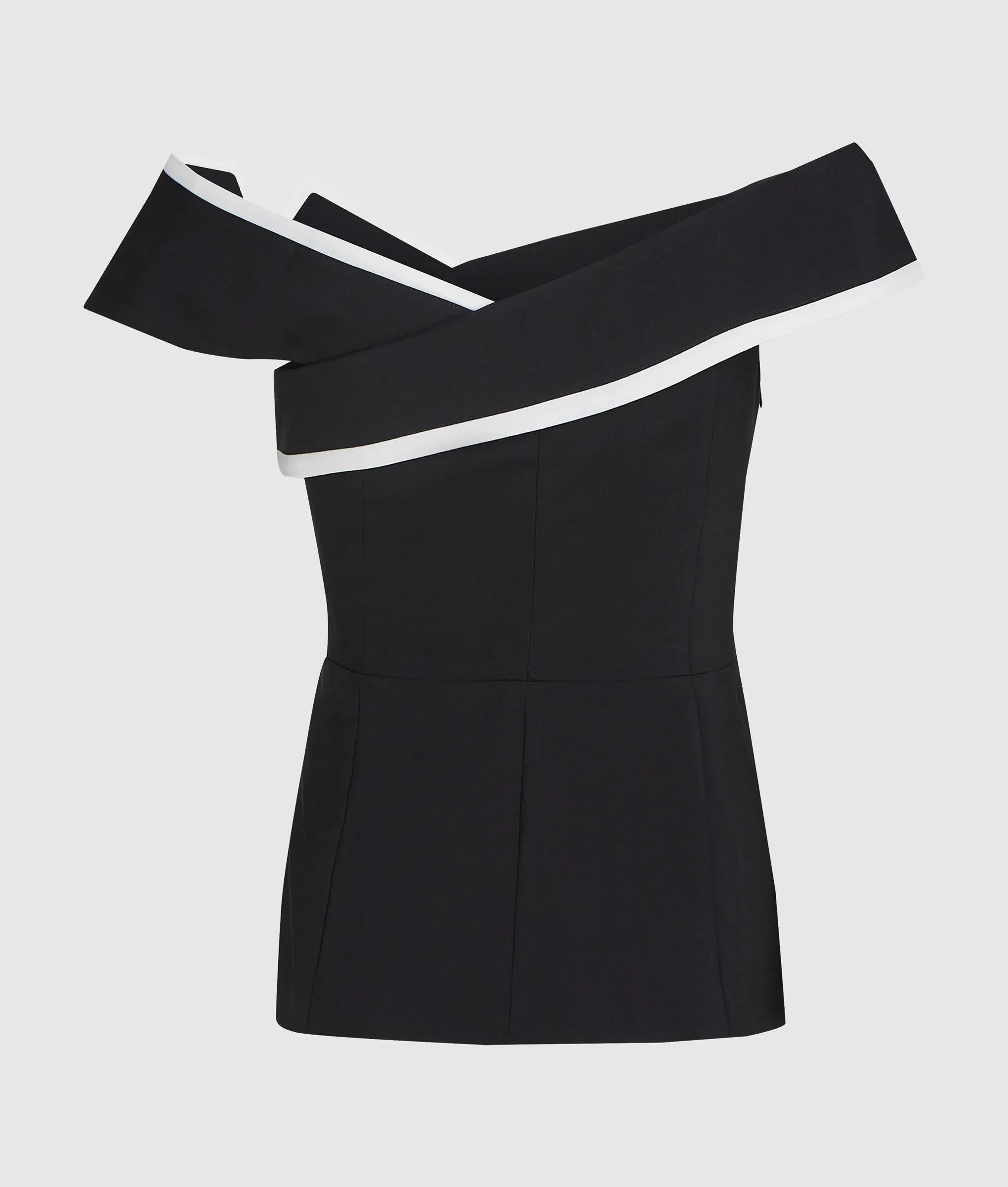 Getailleerde off-shoulder top